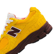 Signal Yellow Lobster NB 2002R